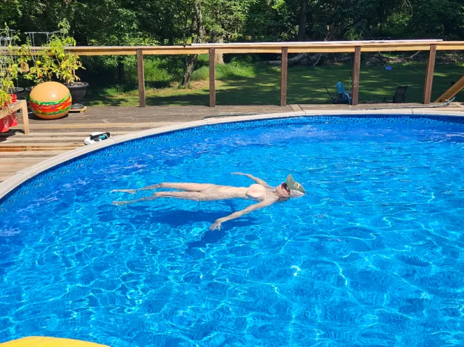 Pool days are the best! 