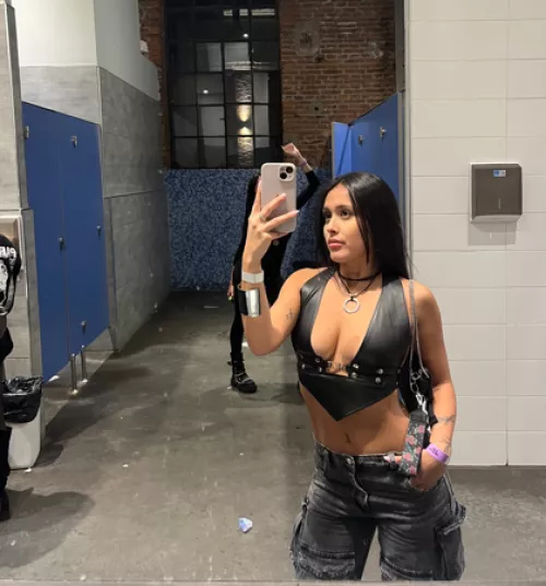 Sometime people try to tell me that a leather bra isn‘t suitable for going out