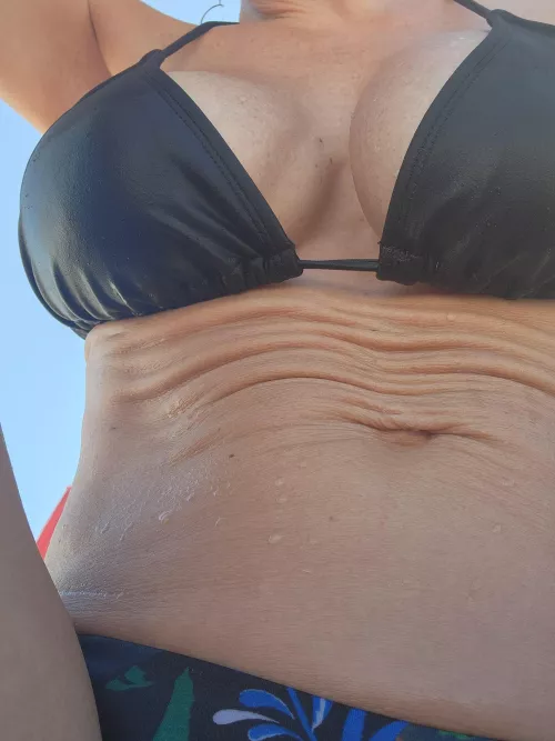 The temp of the gulf is how I like my bath water... hot and sexy