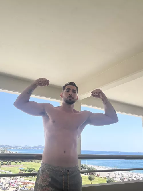 (25) It’s hot today so they’re extra stinky for you