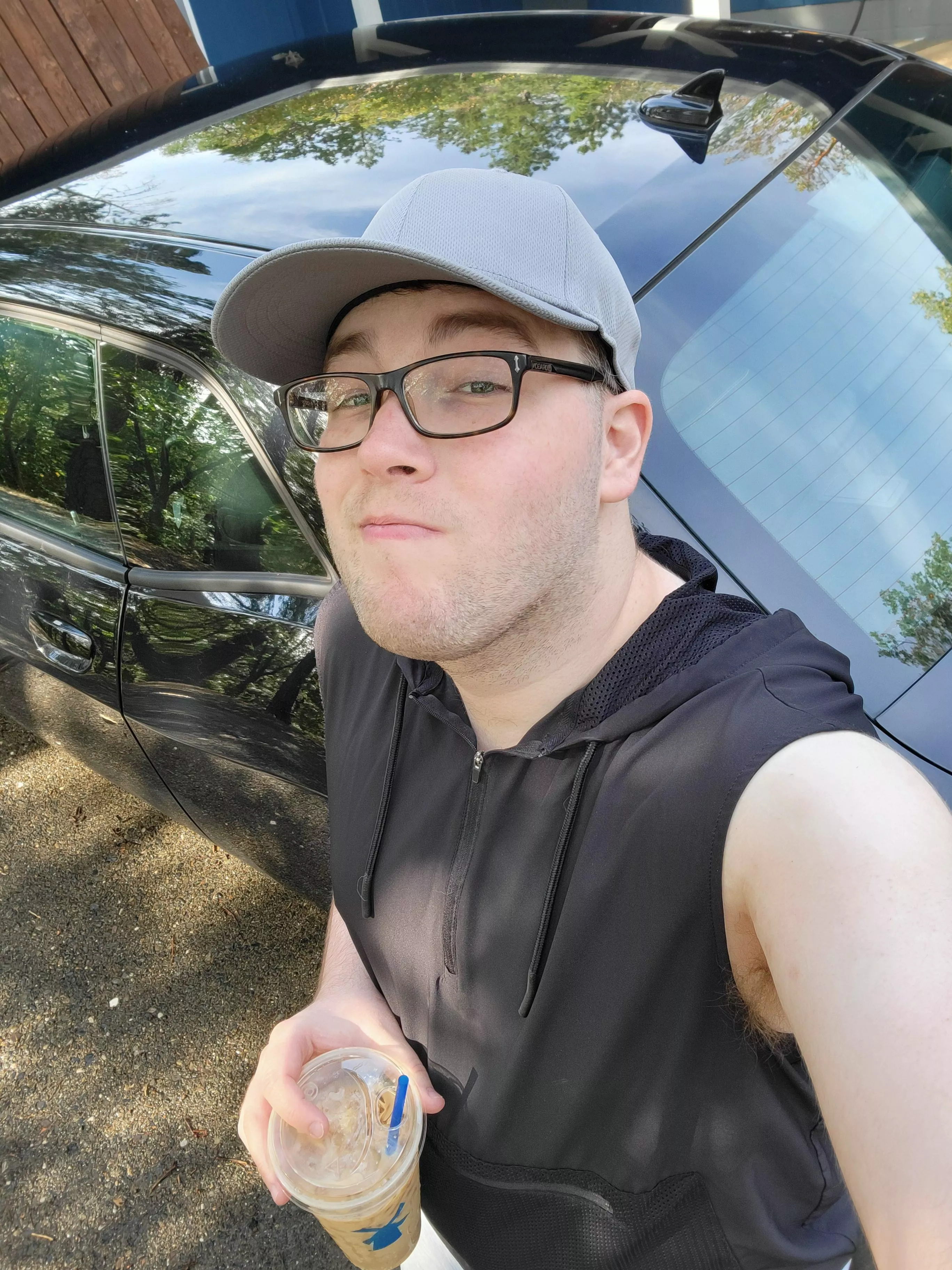 Car wash, coffee, and sunshine. Just missing a cutie to play some games with now. 💜 Car wash, coffee, and sunshine. Just missing a cutie to play some games with now. 💜