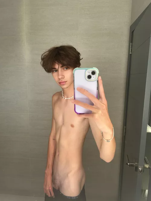 do you find my 19yo butt adorable enough to satisfy your desires?