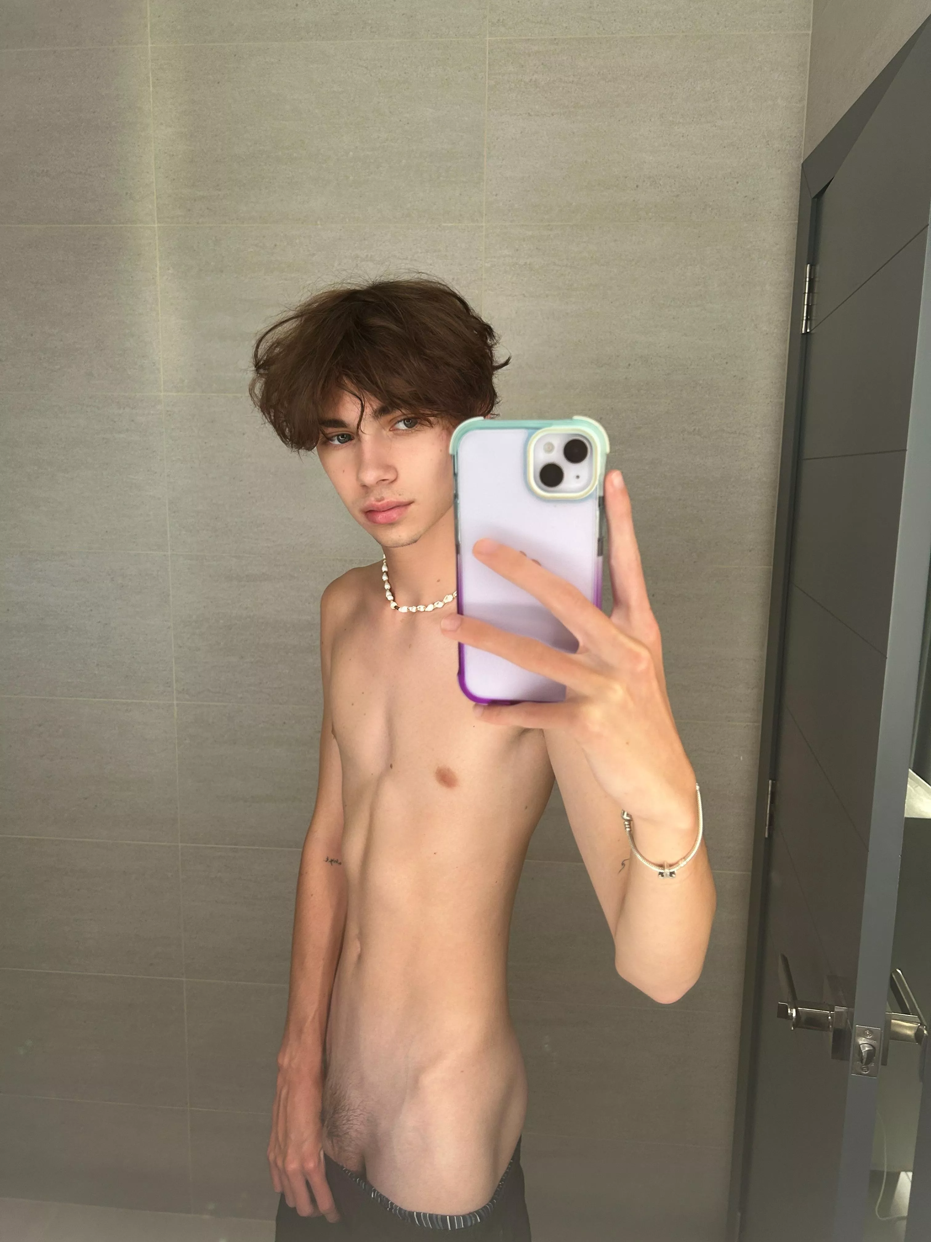 do you find my 19yo butt adorable enough to satisfy your desires?