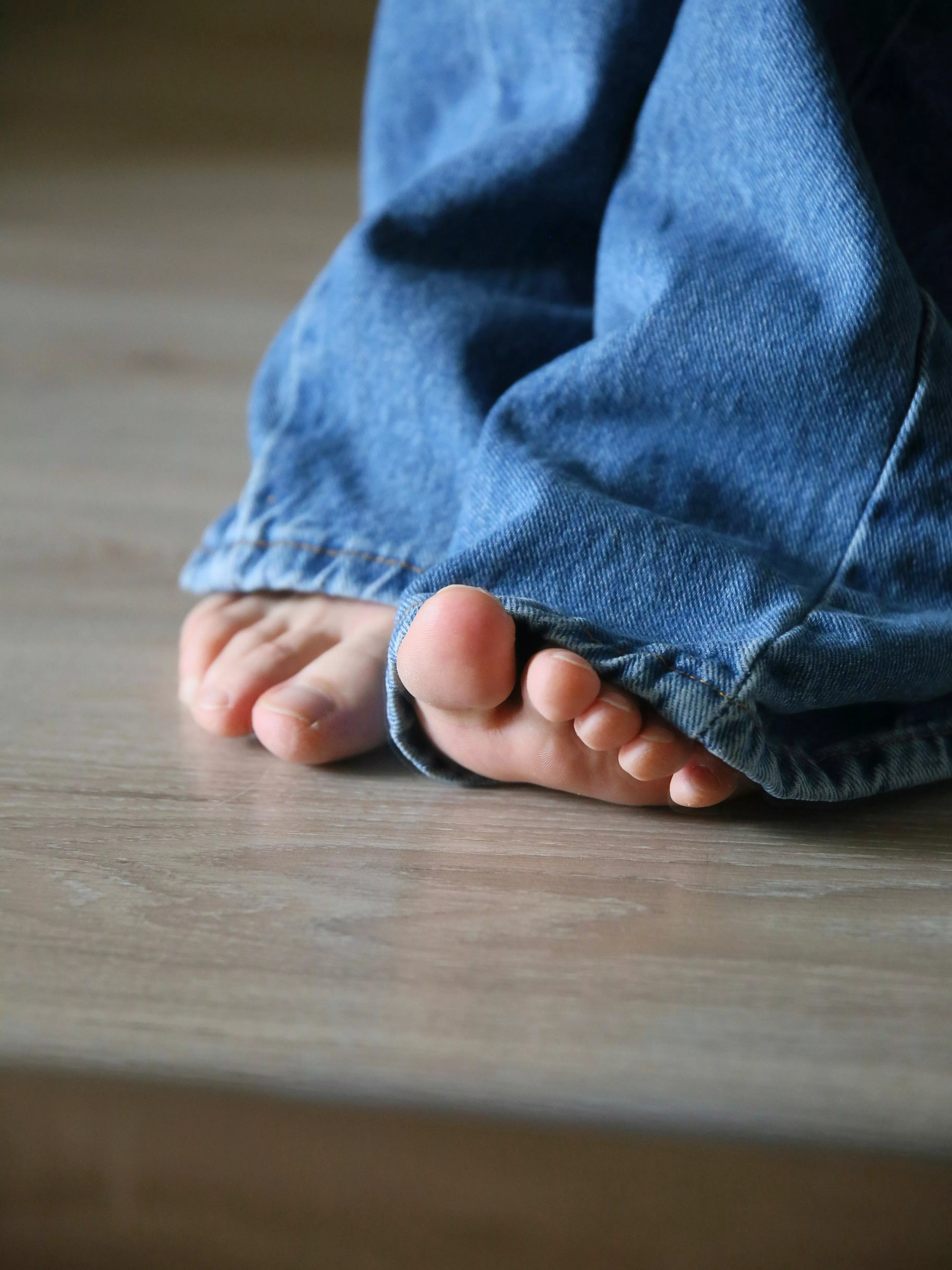 Feet and jeans 