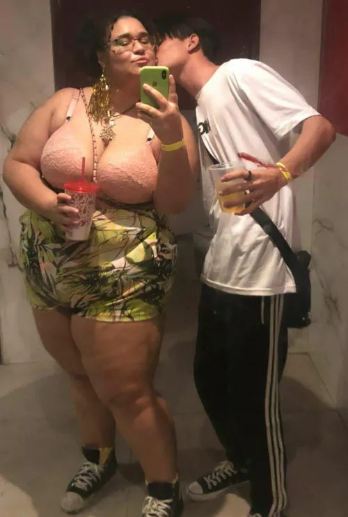 Friendly kissing at the Party