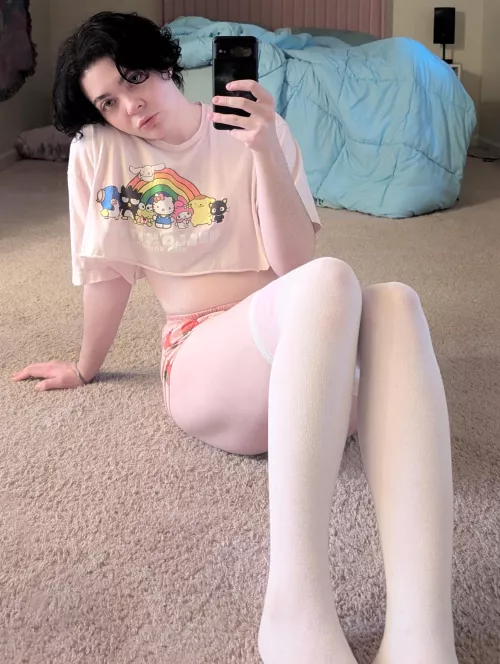 Hello Kitty & Thigh Highs🩷