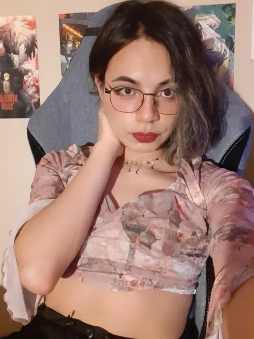 i kinda like boys, hope they like me back 🥺 lol