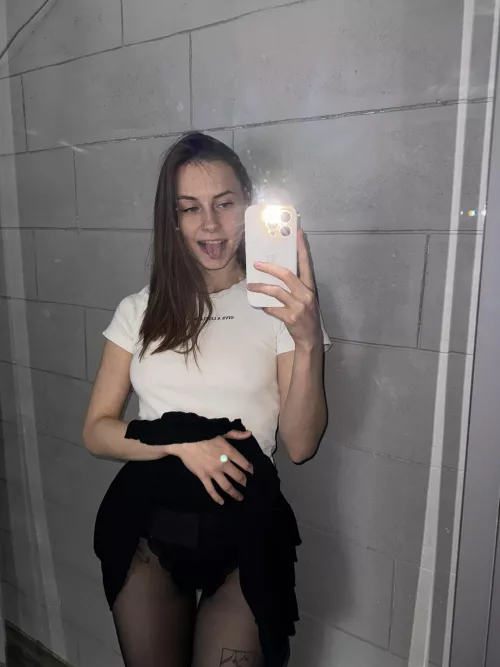 I want you to fuck me in front of this mirror