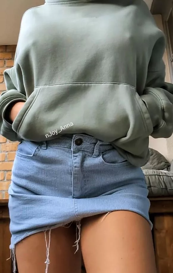 imagine how hard my nipples were to tame this thick hoodie material