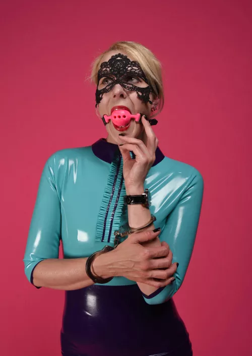 Little Secretary got herself all cuffed. 