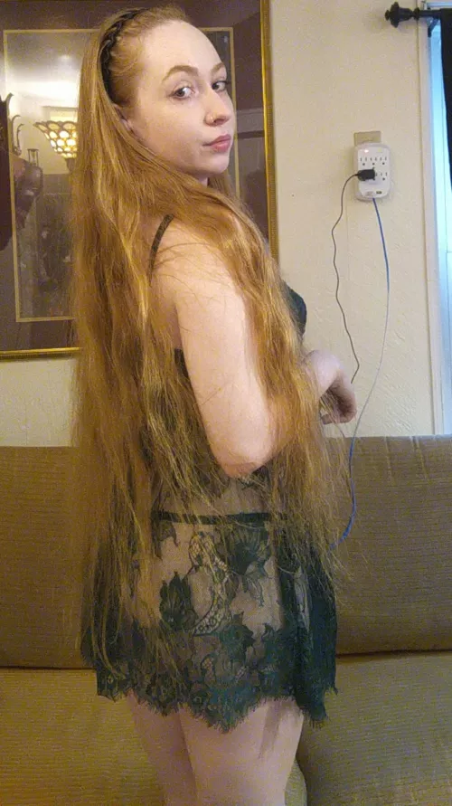 OC red hair with the dark green lingerie 