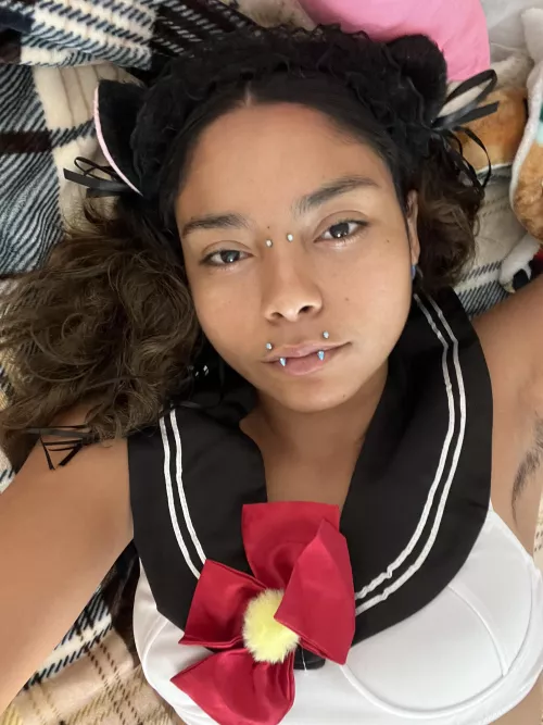 Playing around with a sailor kitty idea 🐱 