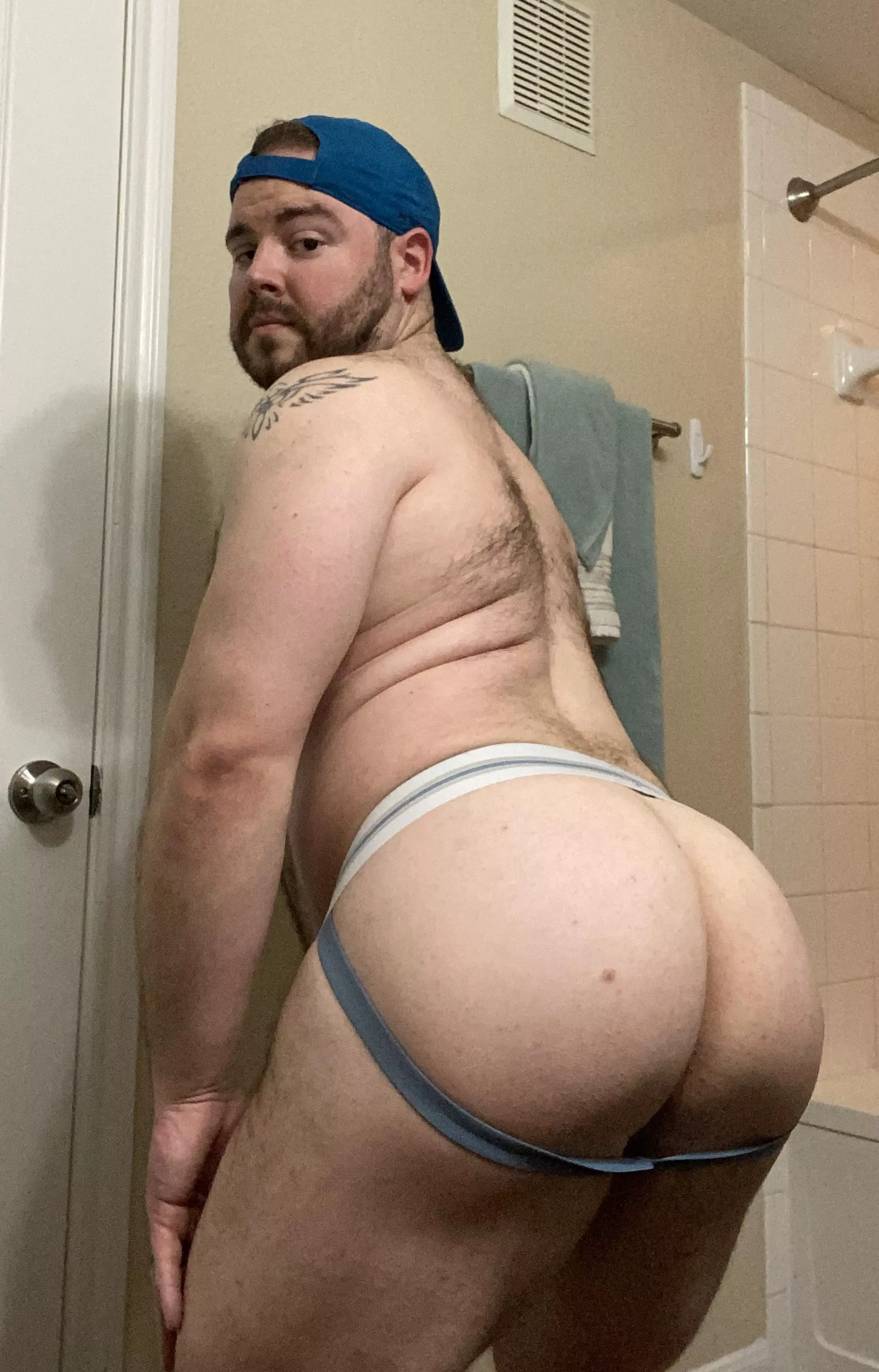 Snap my straps and slap my cheeks