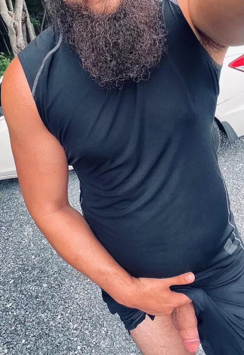 Wanna hit the gym together? [32]