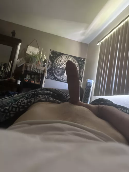 what’s under a (18yo) boys blanket?…. this 😋