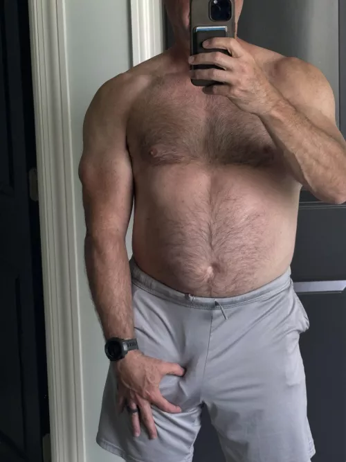 About to mow grass will my neighbors notice?