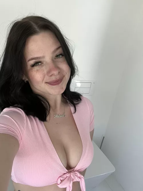 could wear this all day long haha 