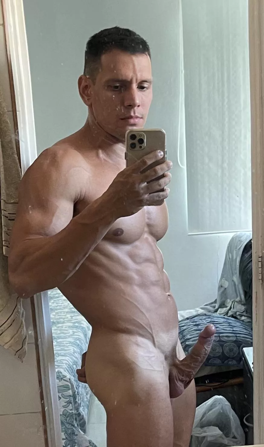 Do you like veiny cocks?😈