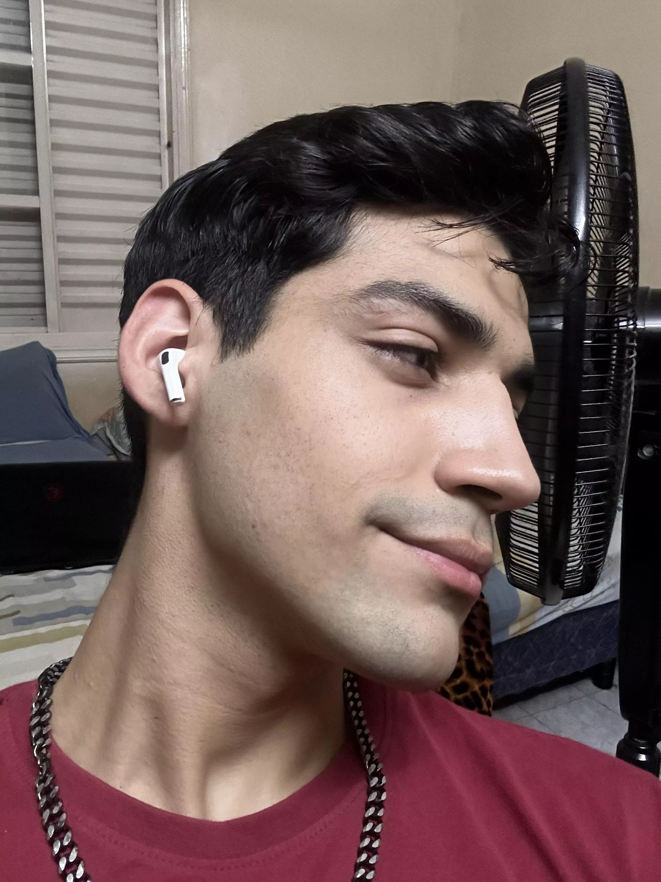 Got complimented on my side profile today, what do you think? 😝