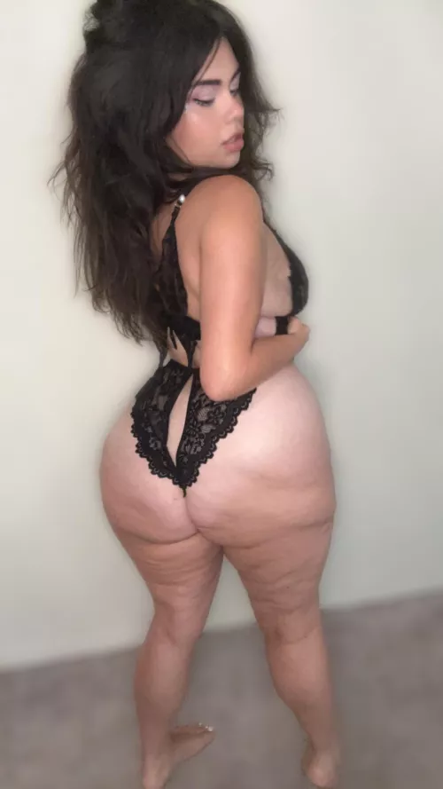 I hope the cellulite doesn’t turn you off 