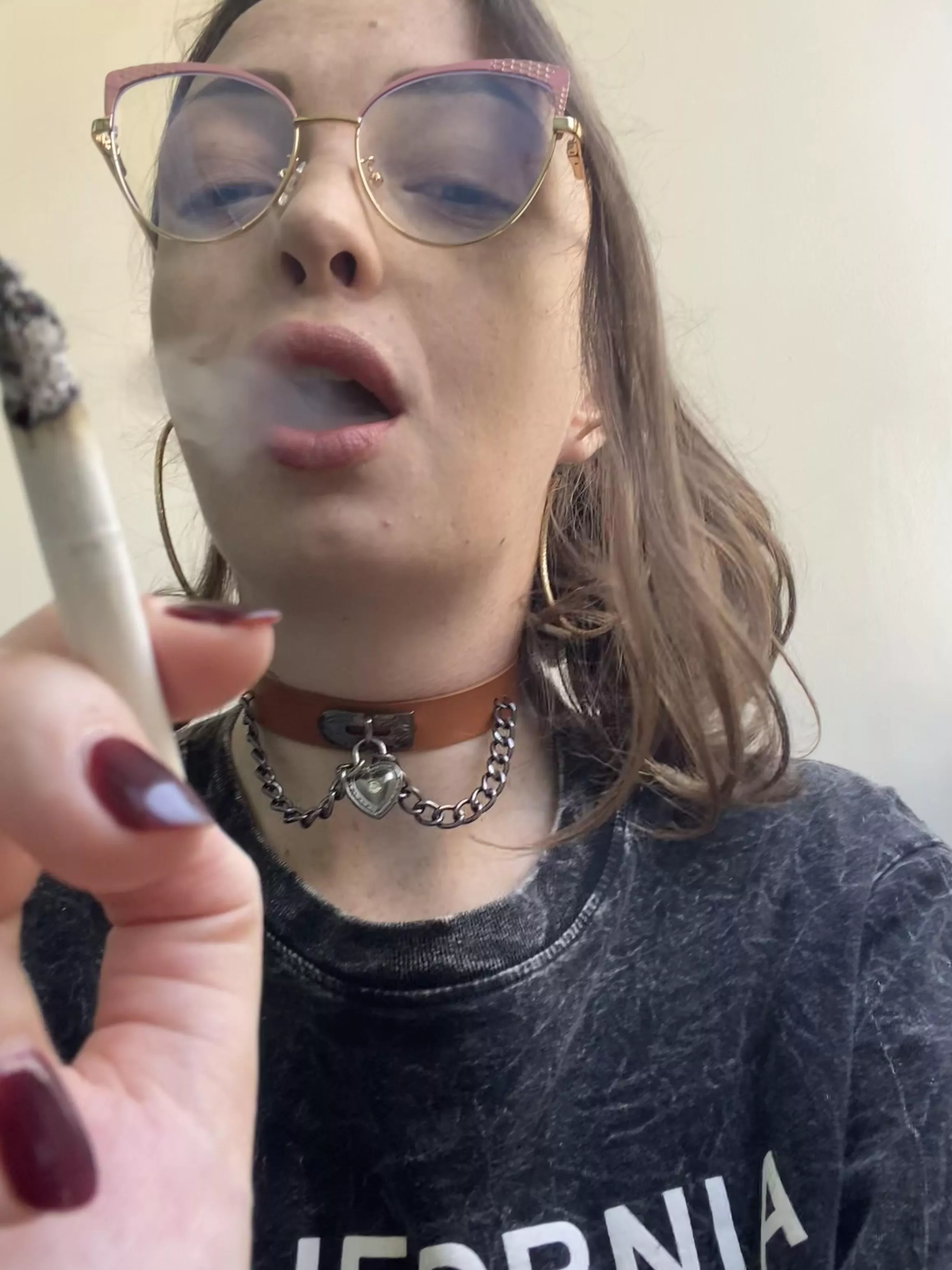 Marlboro Gold and black coffee is my favorite morning start