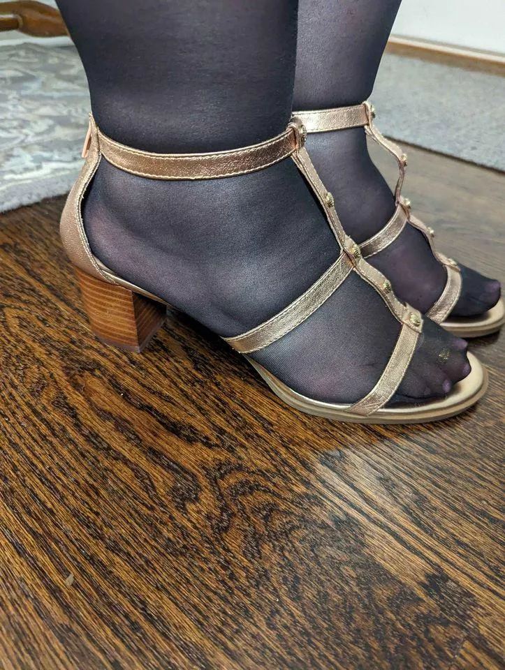 My gold strappy heels, Not sure if black pantyhose or suntan would work better with them