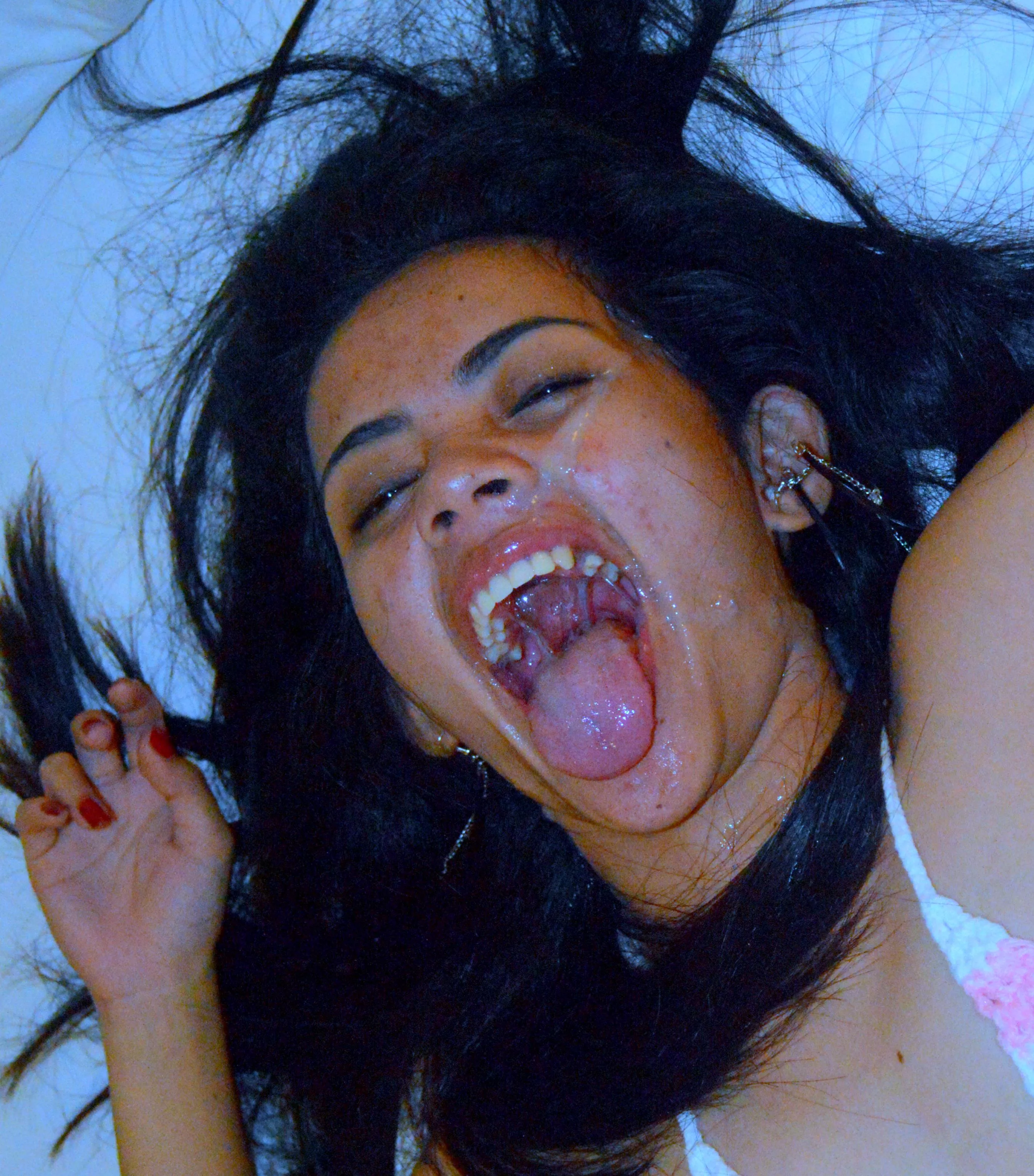 Not perfect teeth, but super cutie, 1st date!