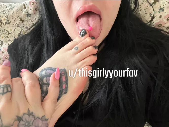 Submit to Goddess Girly. I own you 😈 🙇🏻‍♀️[cam] [sext] [fan] [rate] [sct] [pss] [fet] [gfe] [dom] [prd]