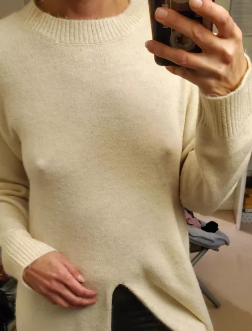 Sweaters are so ticklish.. I just love it..