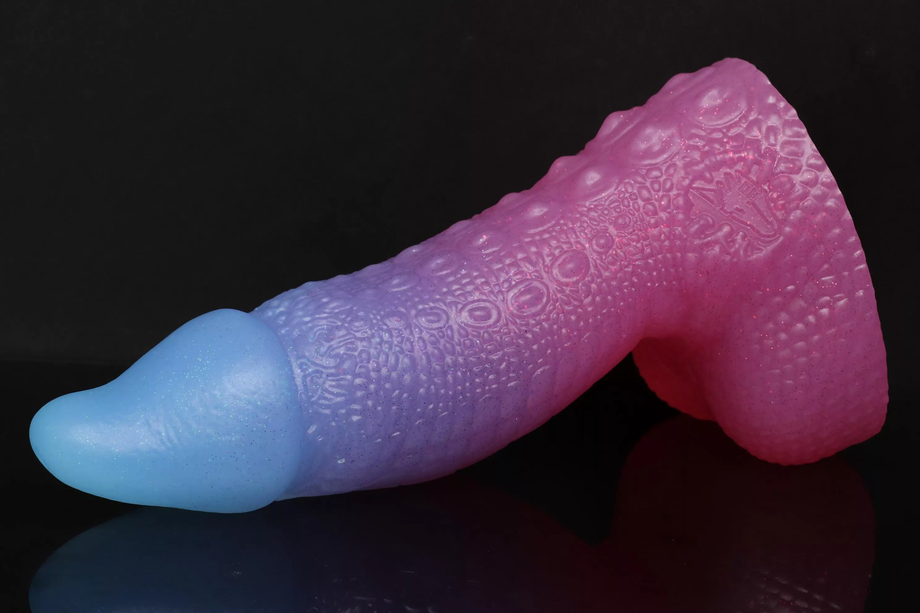 This gummy croc babe is coming home with me 🍧🌺💦