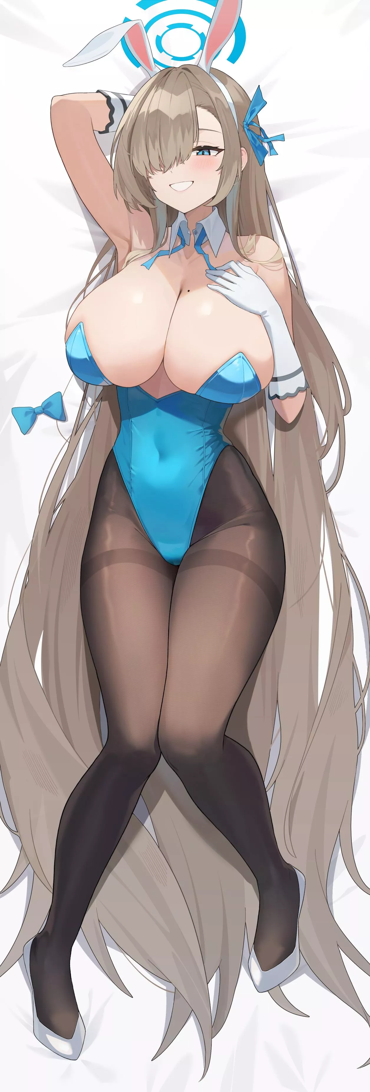 Why do you like looking at me so much, master? (Asuna By: 就在前几天)