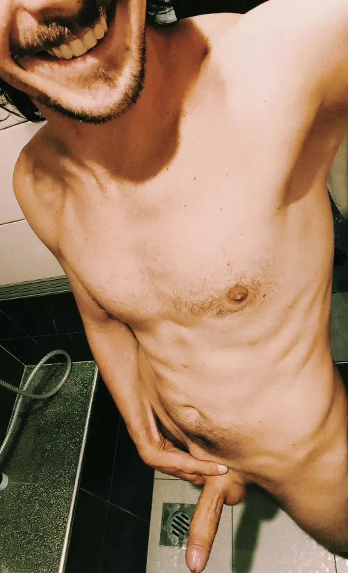 [42] it's Sunday and I don't have anything wiser to do? Well, here is a flash for you. 