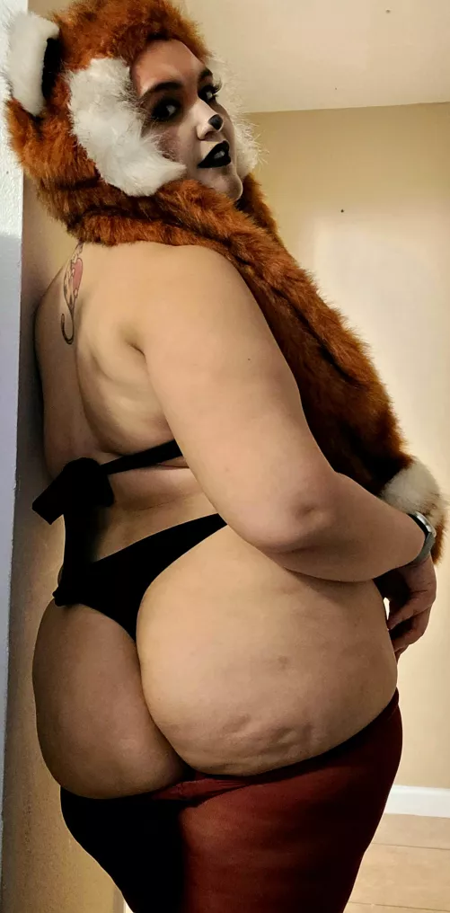 A super sexy red panda