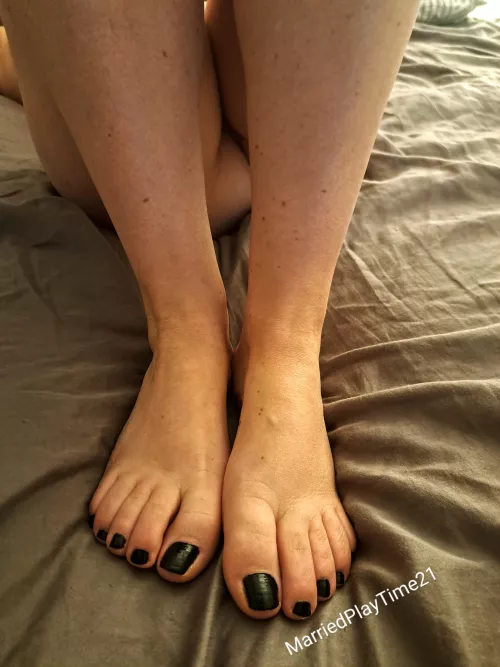 Black toes 🖤. Maybe a different colour next time...