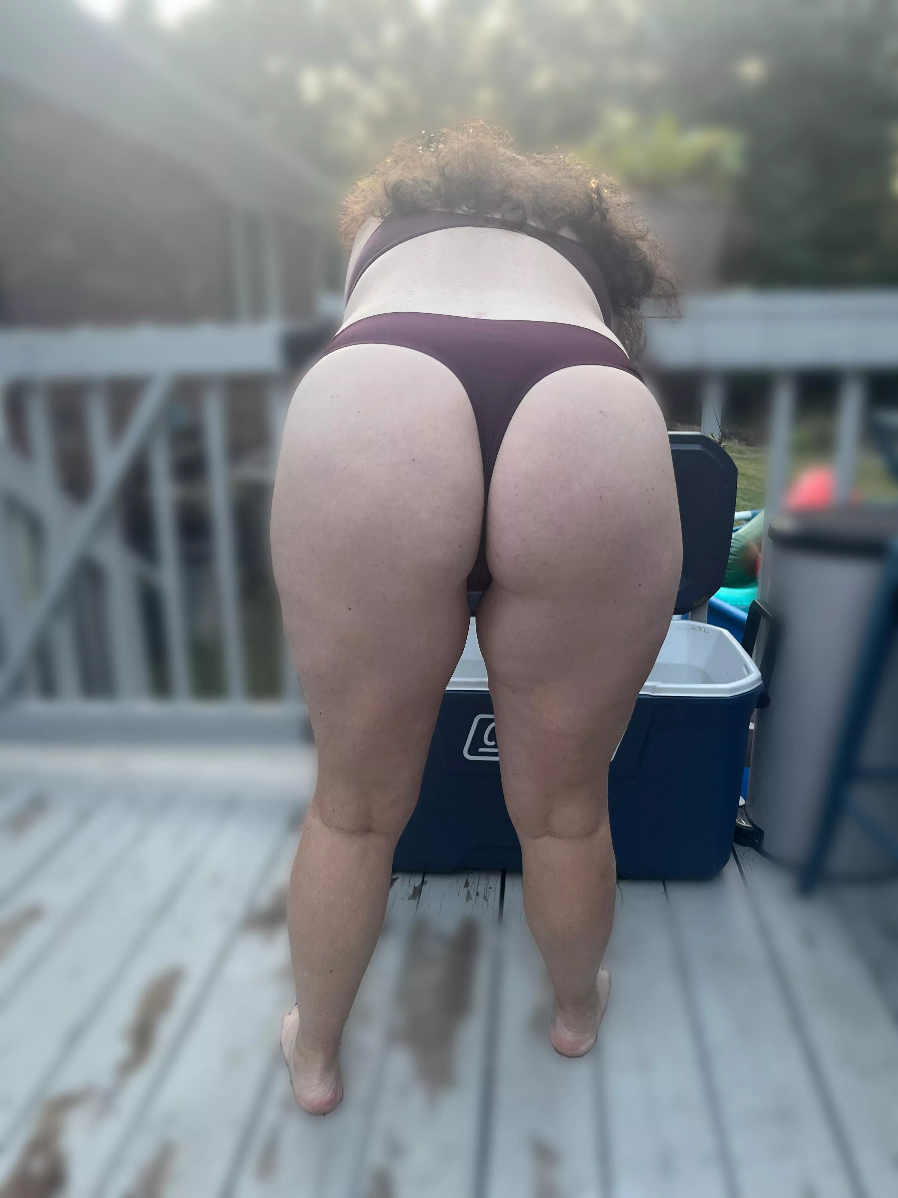 Dimples and summer evening sun