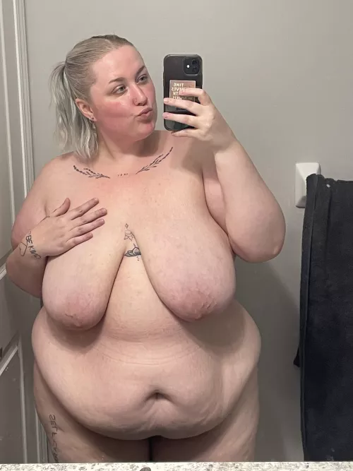 fat n cute 🥰 [OC]