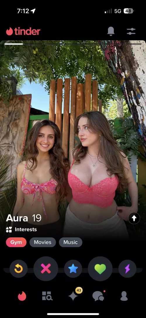 had to show the friend for comparison