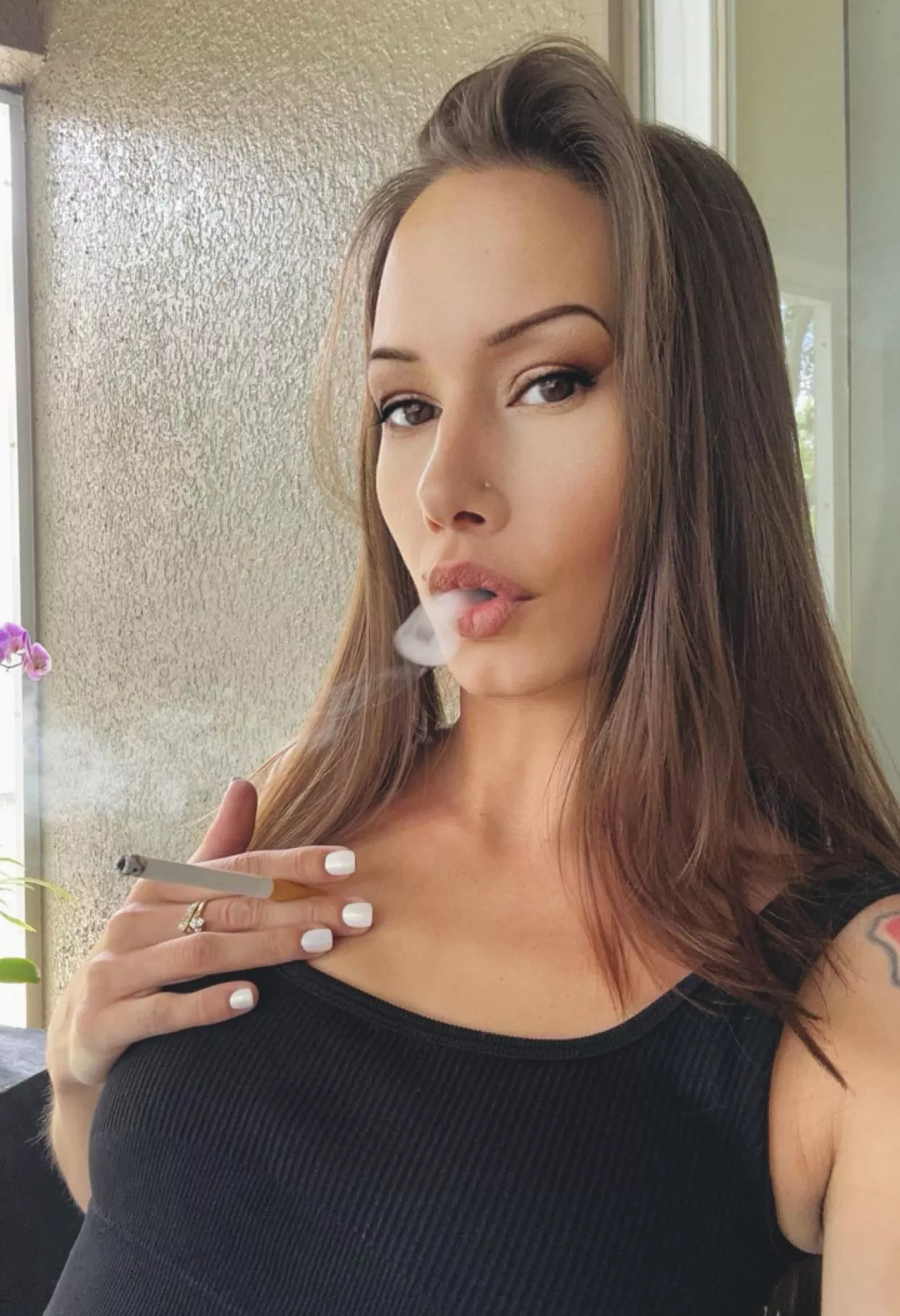 How’s that smoking fetish going ? ✨💨