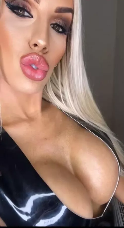 I guess you're really proud to say that you're gooning for bimbos all day long