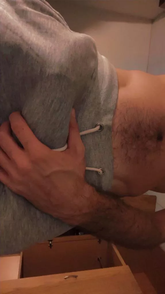 Need a hand here bro (27)