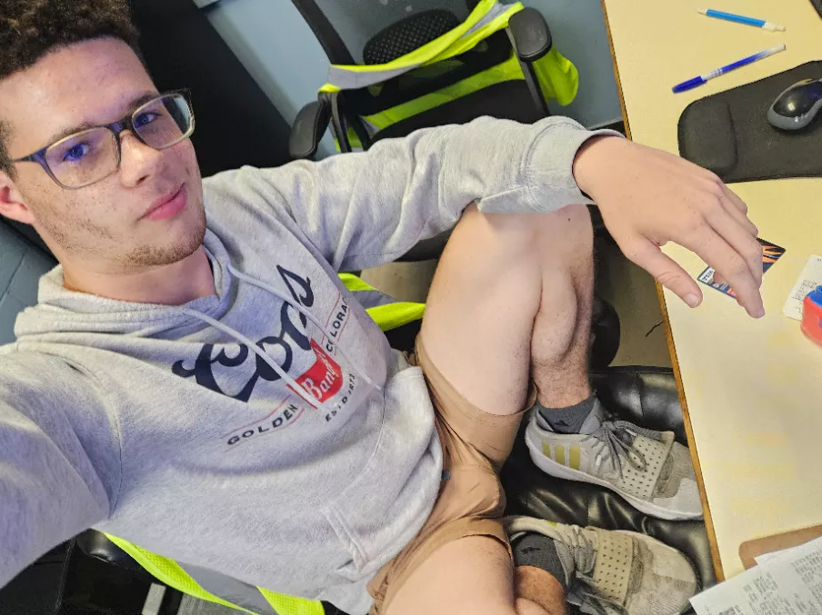 Short shorts season!