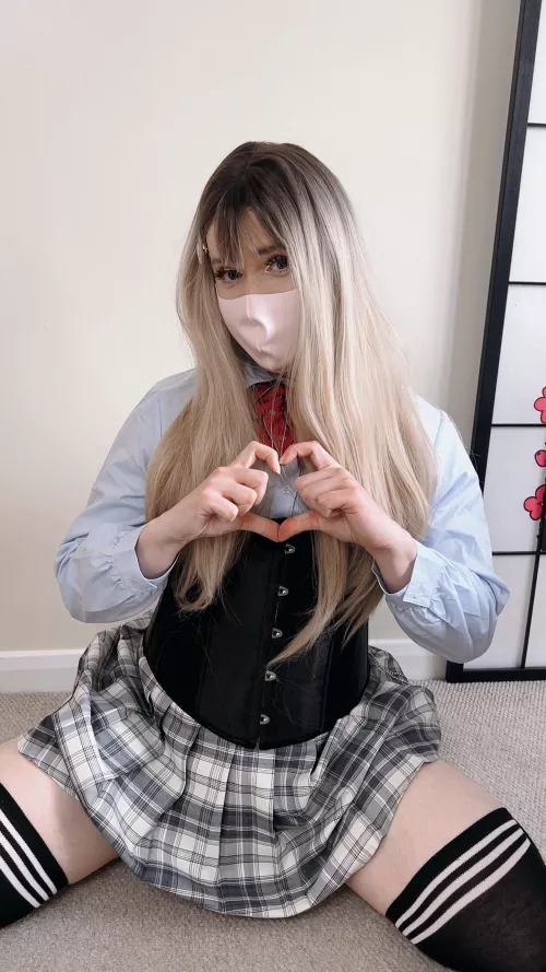 Should i keep my corset on while i ride you ❤️