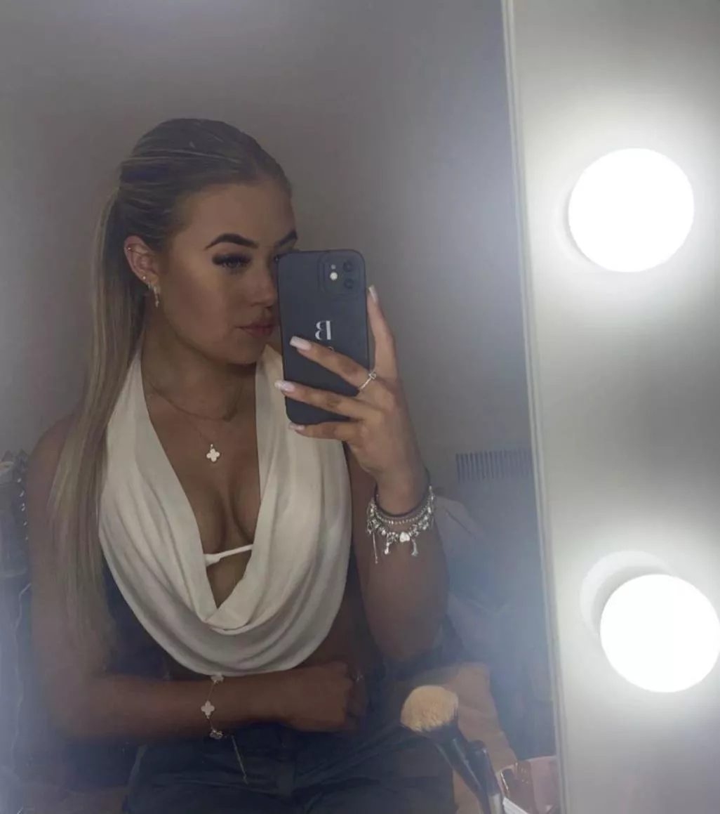 ur sexy blondie trophy