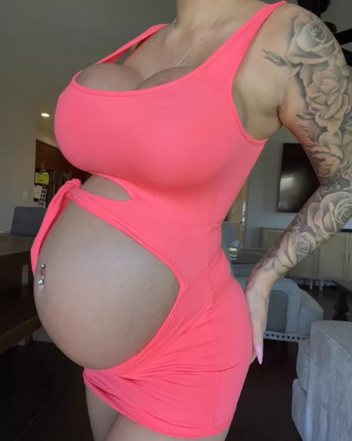 Would you date a pregnant girl