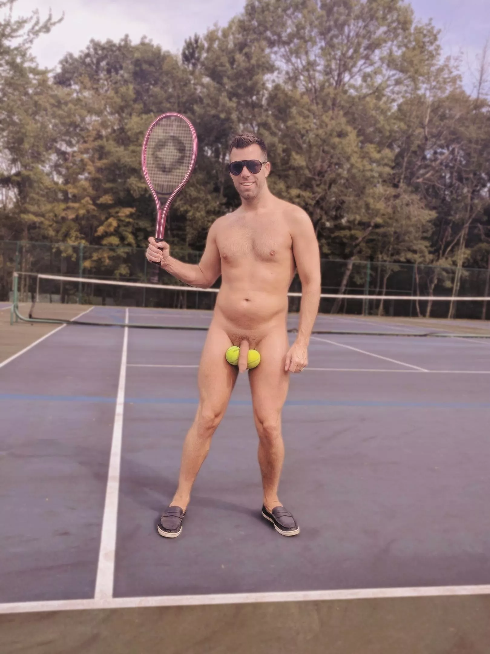 Could use a naked tennis partner (41)