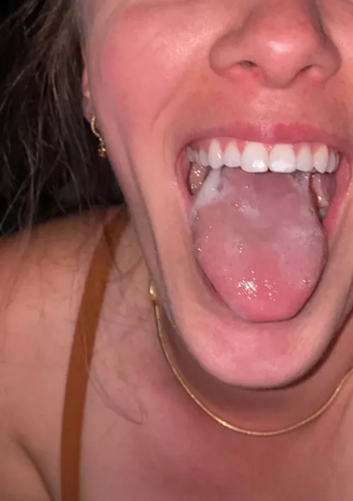 Fun fact: sucking dick makes me so wet