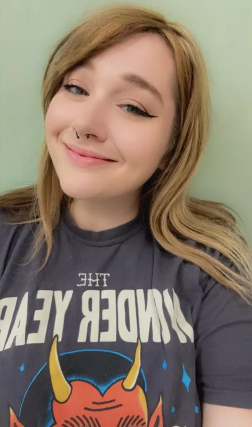 here’s a selfie to hopefully chase off the sunday scaries