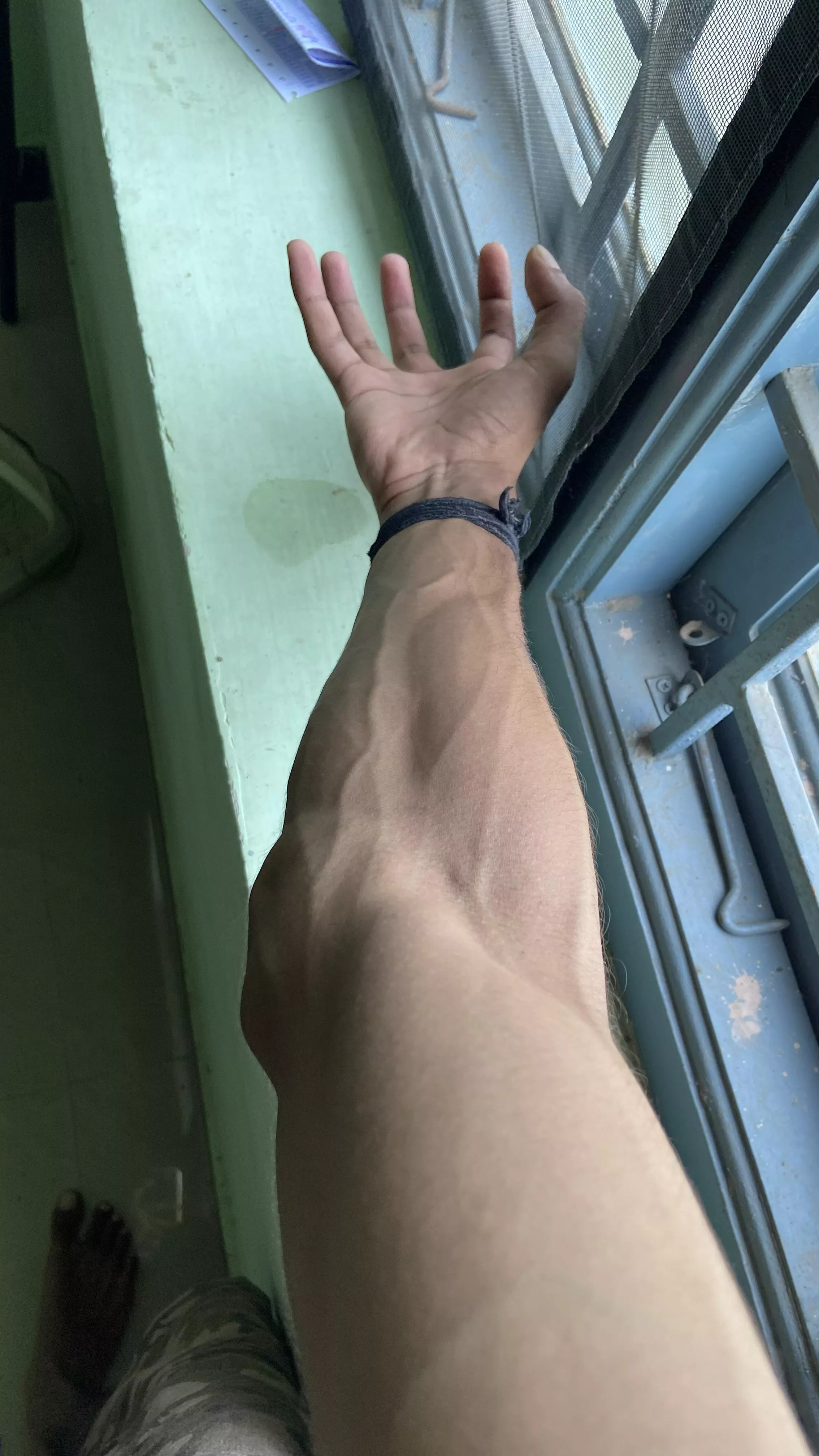 Would i manhandle you with my veiny hands 🙌