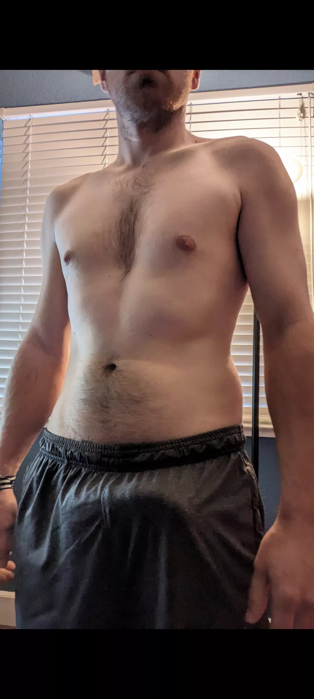 31 Dilf bulge for all to enjoy 