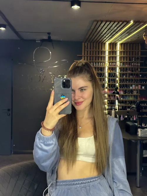 Baby with ponytail, hehehe (F24)